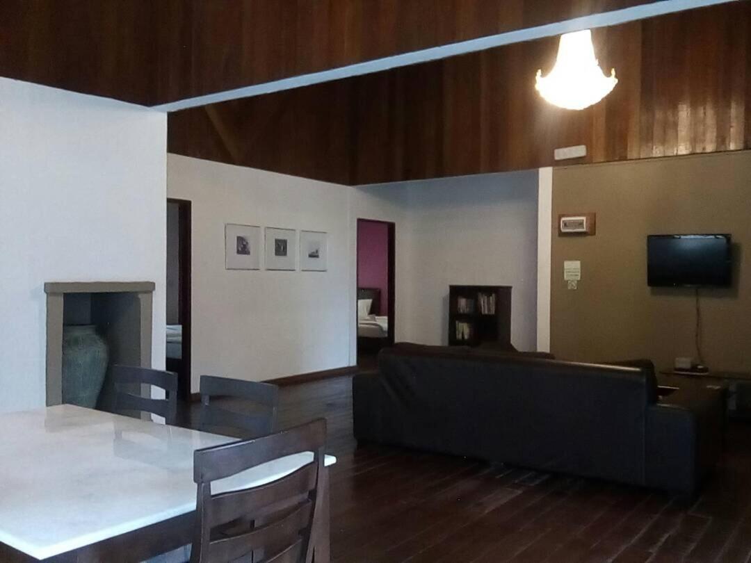 J Residence Kampong Kundassan Екстериор снимка